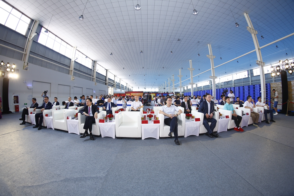 華彬集團(tuán)貴州生產(chǎn)基地+奧瑞金配套飲料罐生產(chǎn)項(xiàng)目開業(yè)慶典儀式(圖12)